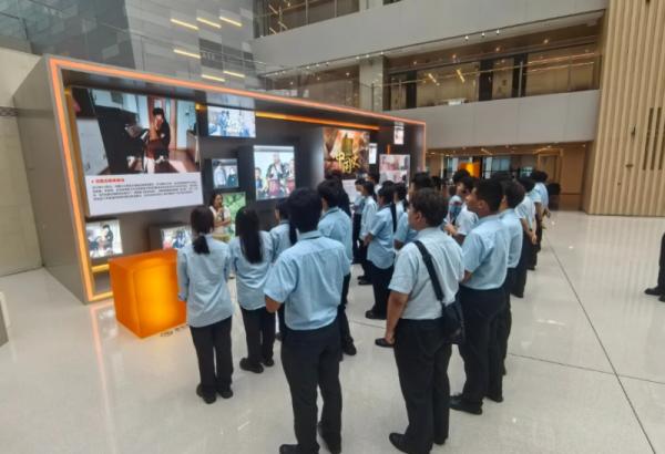 江苏宿迁八维学校:搭乘热门产业快车,开启科技职业新未来