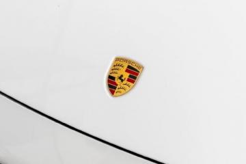 AX TPU珍珠白：简约而不简单